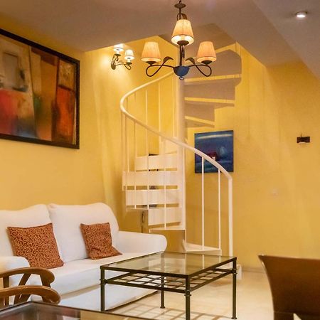 Apartamento Lirio Donkey Seville Ngoại thất bức ảnh